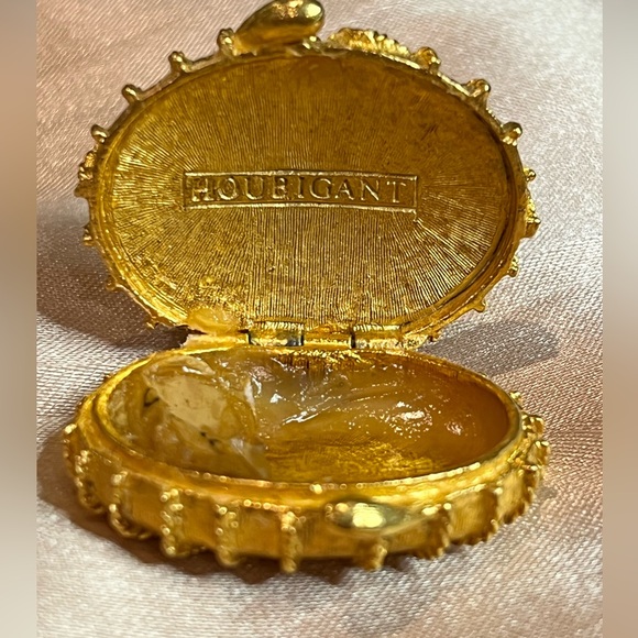 Vintage Houbigant perfume locket - Picture 3 of 8